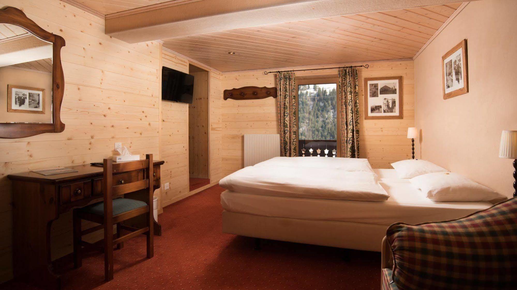 Suisse Hotel