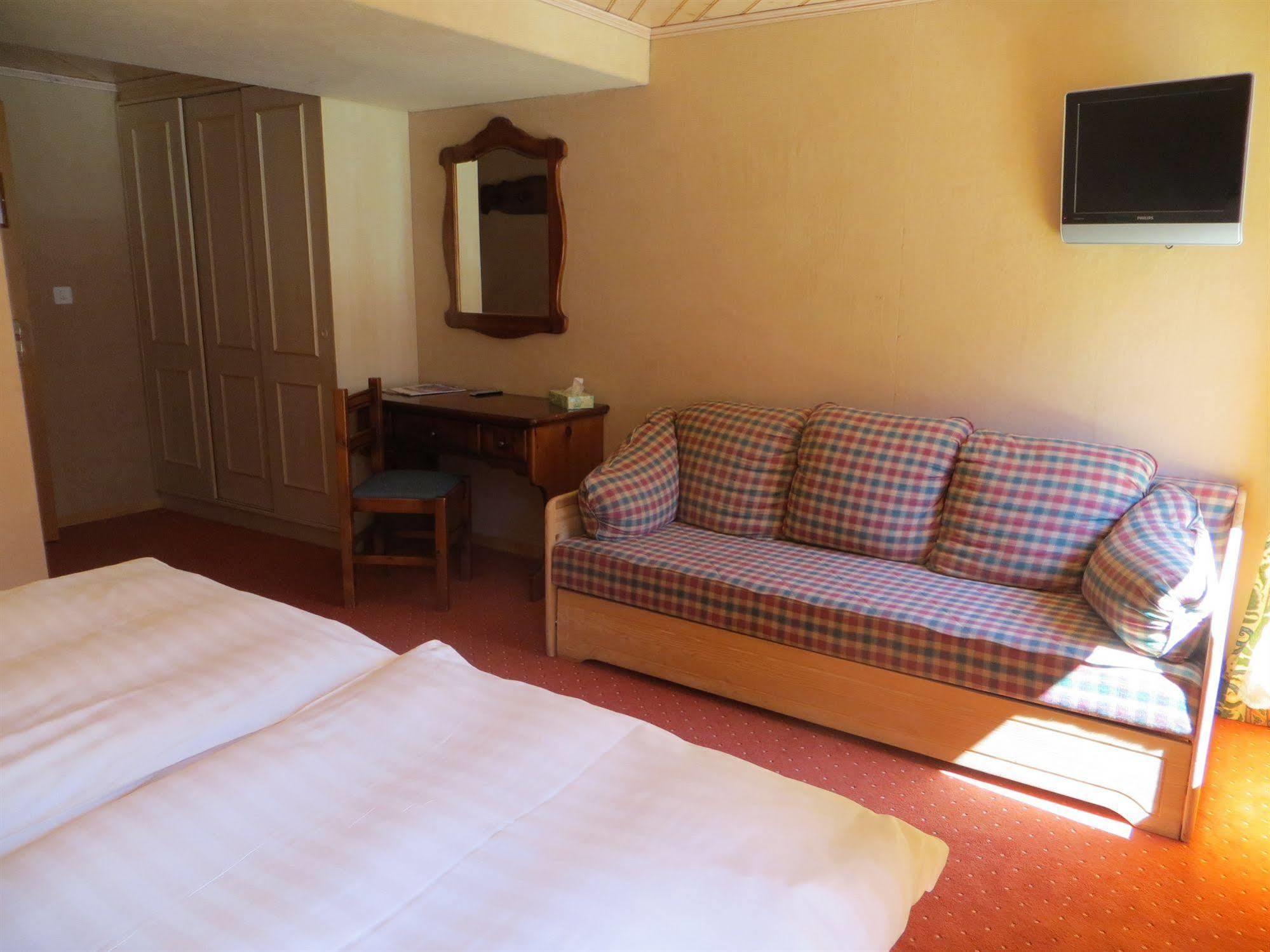 Hotel Suisse